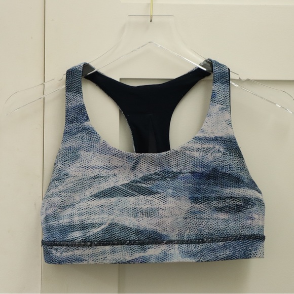 Lululemon Invigorate Racerback Sports Bra Size 6 - Picture 1 of 8